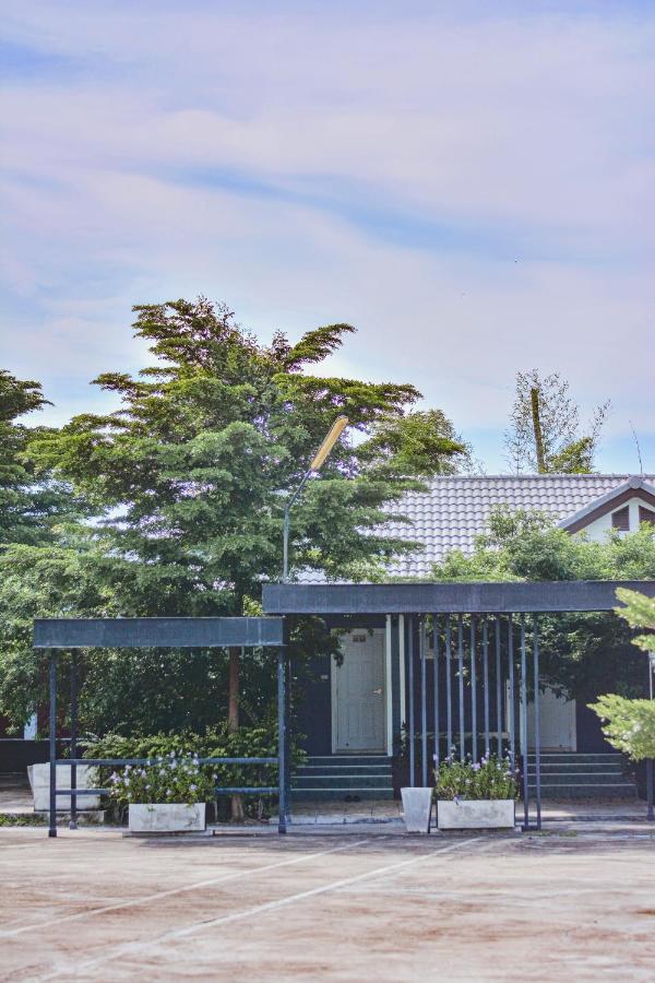 Baan Suan Resort Juree Punsuk Suphan Buri Dış mekan fotoğraf