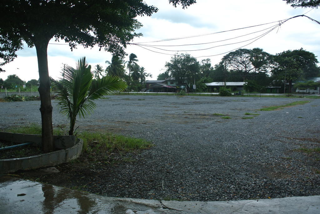 Baan Suan Resort Juree Punsuk Suphan Buri Dış mekan fotoğraf