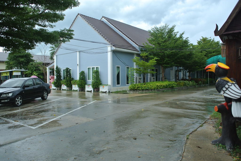 Baan Suan Resort Juree Punsuk Suphan Buri Dış mekan fotoğraf